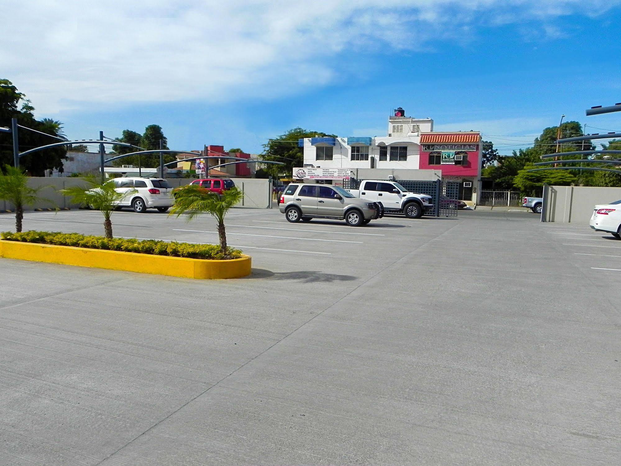 Hotel El Sembrador Guasave Екстериор снимка